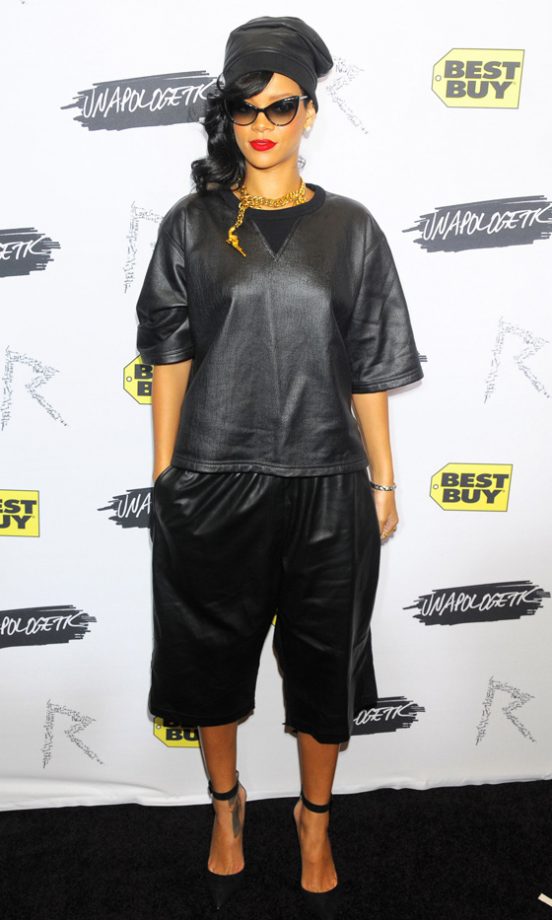 Rihanna At Her Album Launch In New York, 2012