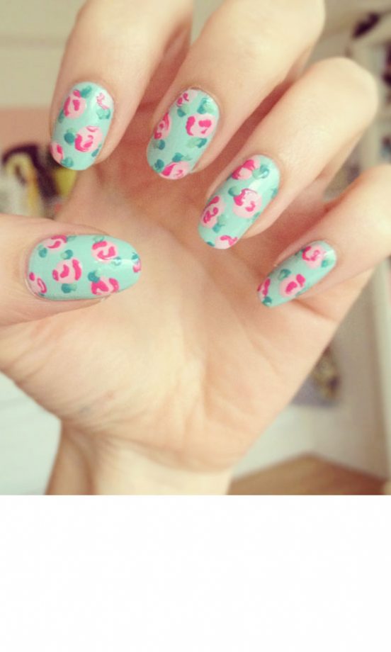 Nail Art: Vintage Florals