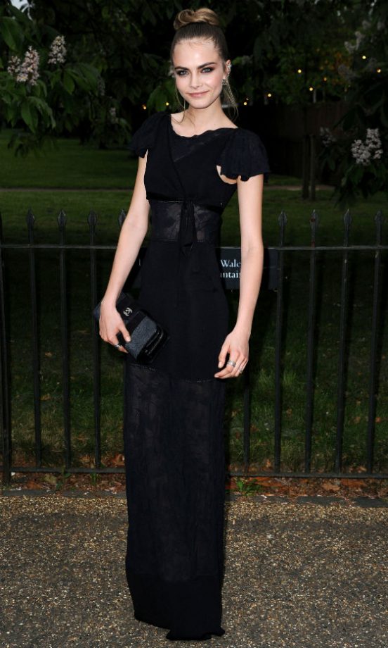 Cara Delevingne Loves LOOK!