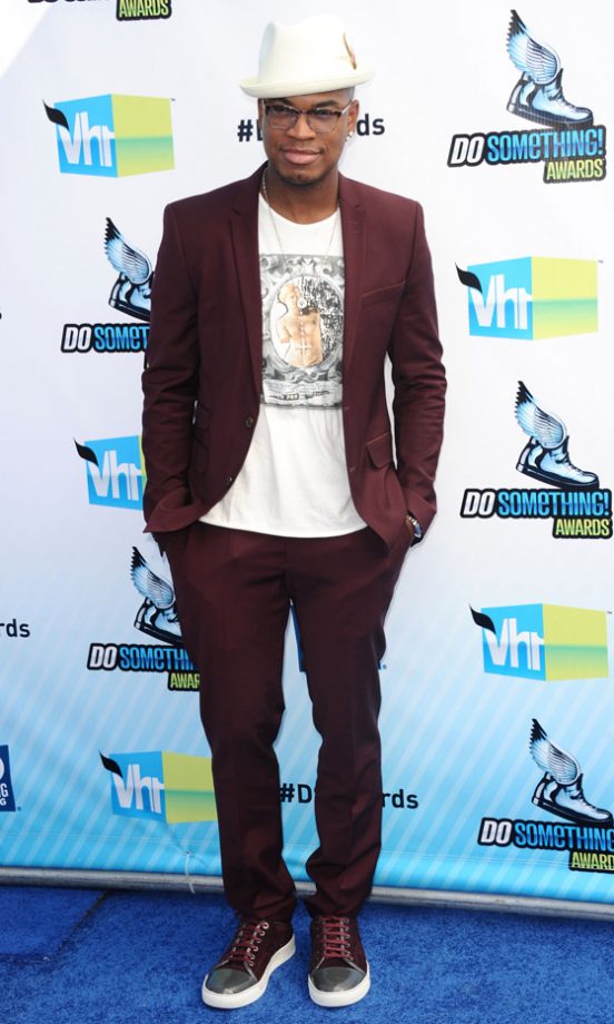 Neyo At The Do Something Awards, 2012