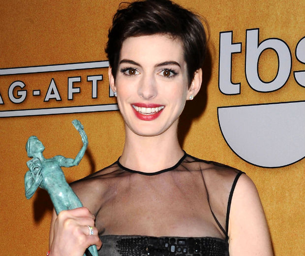 Anne Hathaway picked up the award for Best Supporting Actress for Les Miserables