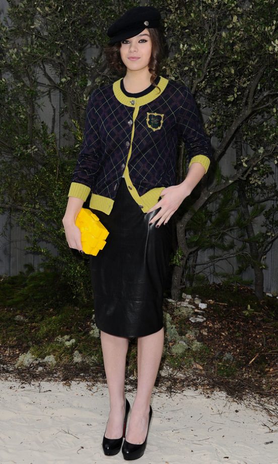 Hailee Steinfeld Arriving At The Chanel SS13 Show At Paris Haute Couture Fashion Week, 2013