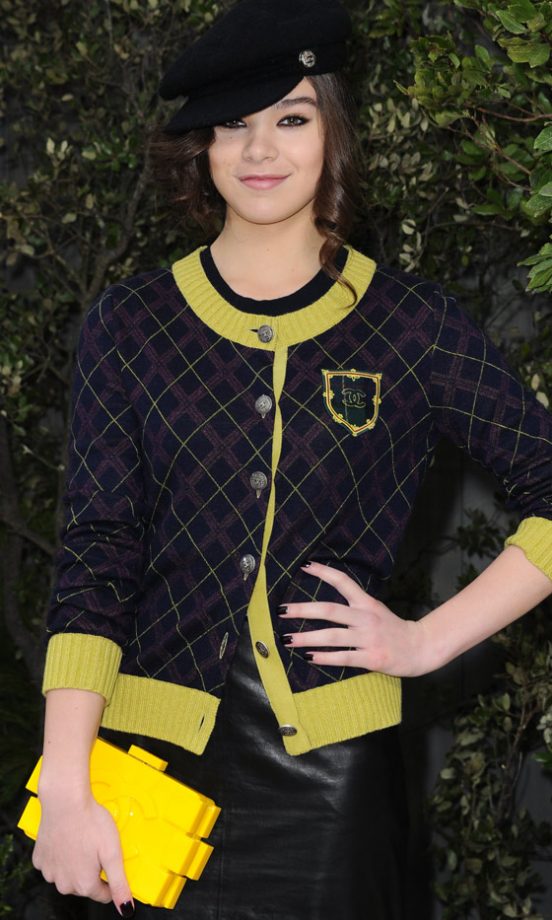 Hailee Steinfeld Arriving At The Chanel SS13 Show At Paris Haute Couture Week, 2013