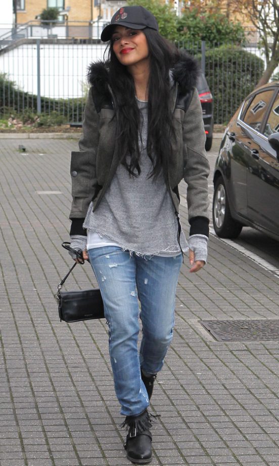 Nicole Scherzinger Out In London, 2012