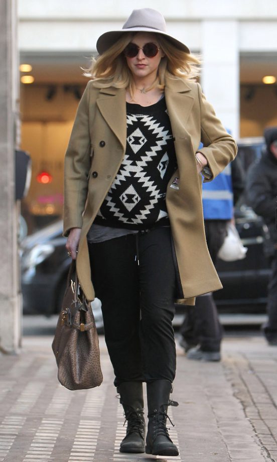 Fearne Cotton Out In London, 2012