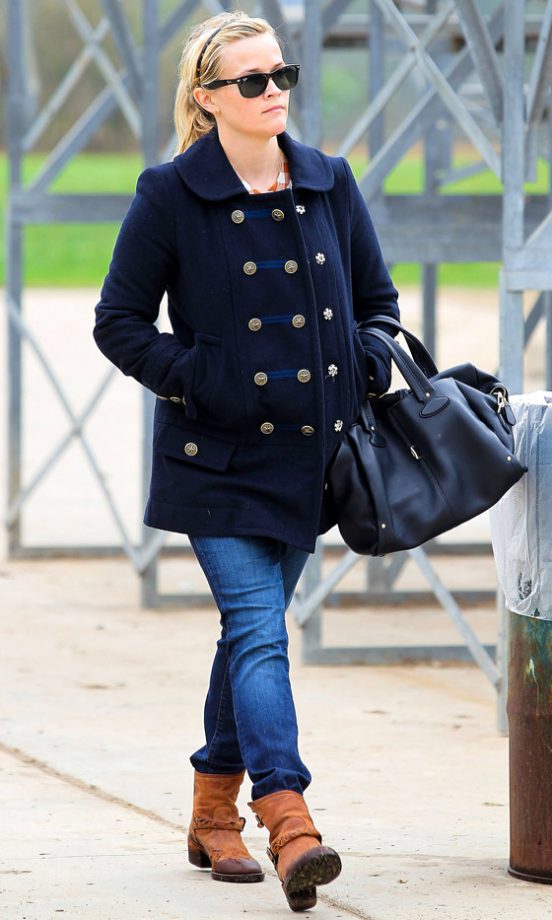 Reese Witherspoon Out In LA, 2012