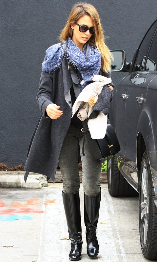 Jessica Alba Out In LA, 2012
