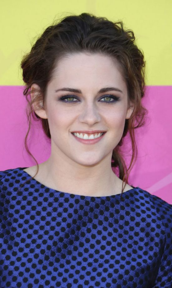 Kristen Stewart At The Nickedlodeon's Kids Choice Awards, 2013