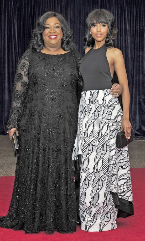 Shonda Rhimes And Kerry Washington At The White House Correspondents Dinner, 2013