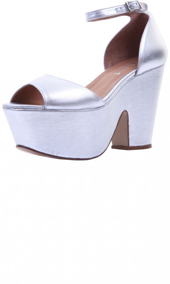 Get Your Summer On With These Gorgeous Buys