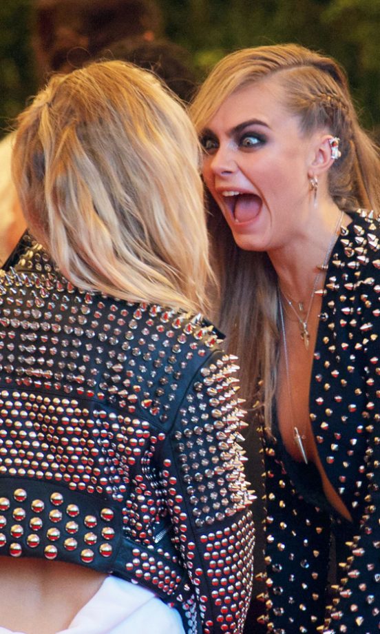 Cara Delevingne Cracking Up Sienna Miller At The Costume Institute Gala Benefit In New York, 2013