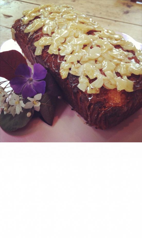 Fearne Cotton's Lemon, Yogurt And Almond Honey Cake, 2013