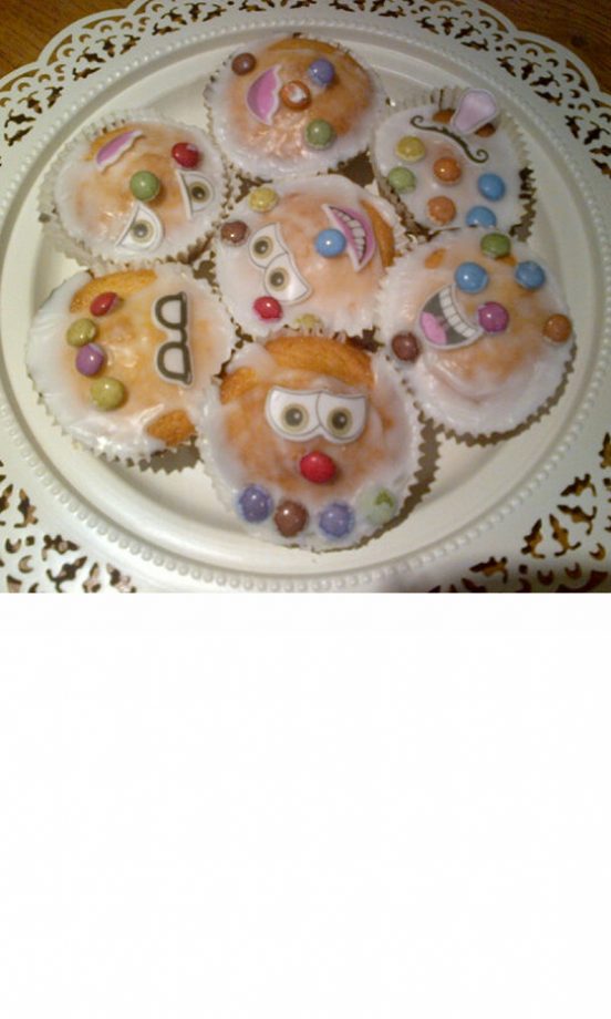 Lydia Bright's Cartoon Cupcakes, 2013