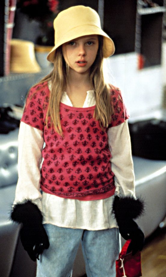 Scarlett Johansson's Grown Up Fur Gloves Have Us Sniggering