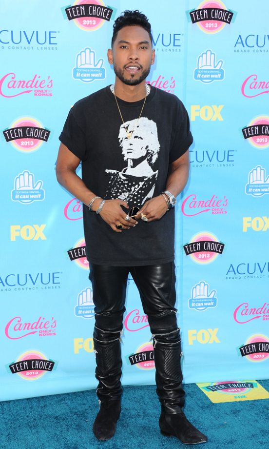 Miguel At The Teen Choice Awards, 2013