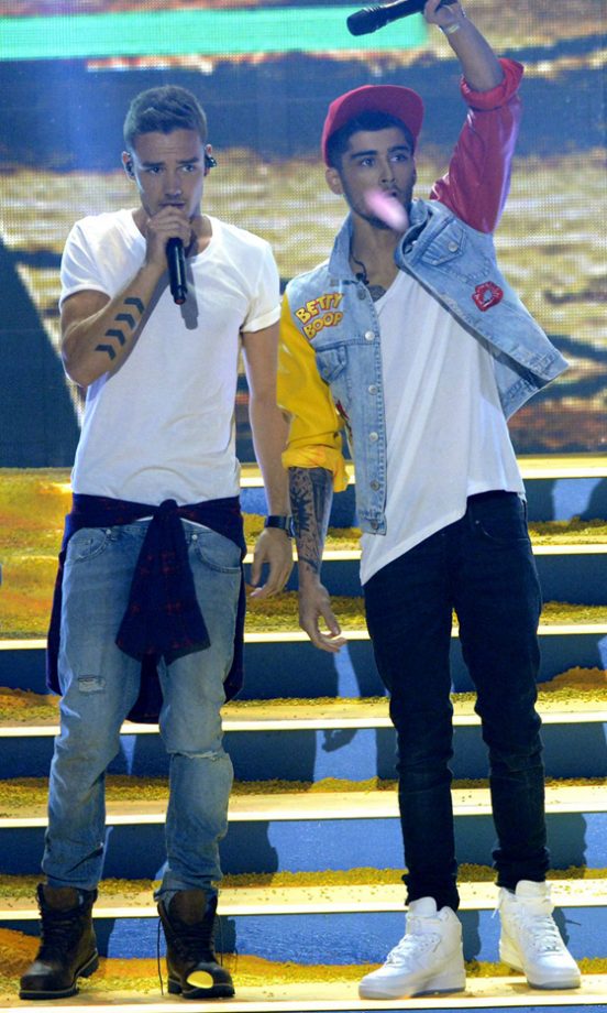 Liam Payne And Zayn Malik At The Teen Choice Awards, 2013