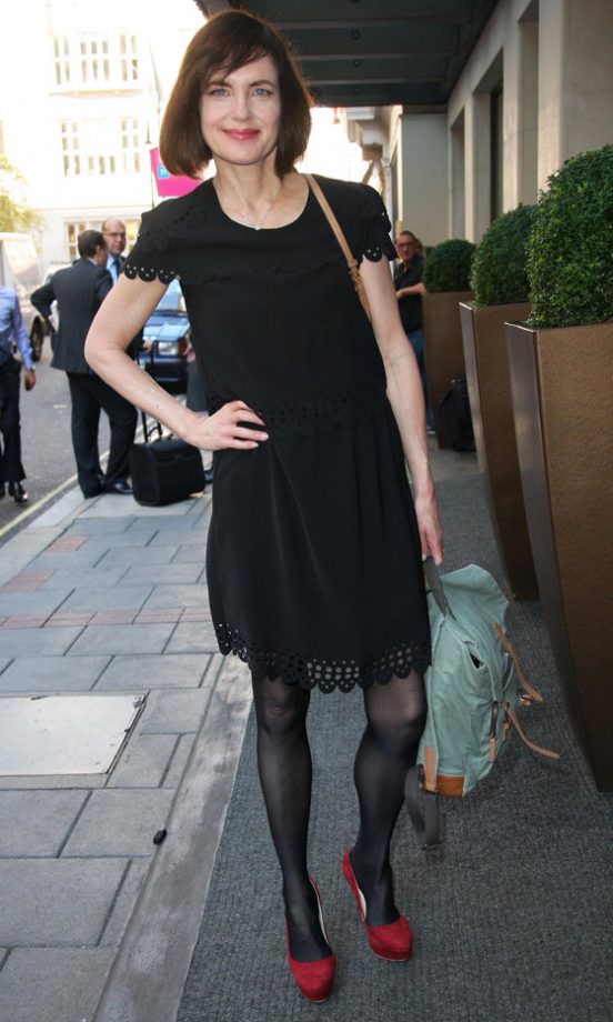 Elizabeth McGovern Dons An LBD At The Downton Abbery Series Three Launch, 2012