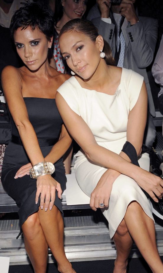 Victoria Beckham Swaps Style Secrets With Friend Jennifer Lopez On The Front Row Of Marc Jacobs, 2009