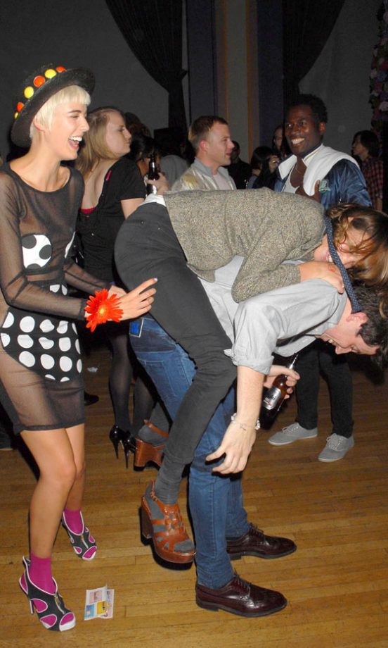 Alexa Chung And Agyness Deyn Fool Around With Nick Grimshaw At A House of Holland Party, 2008