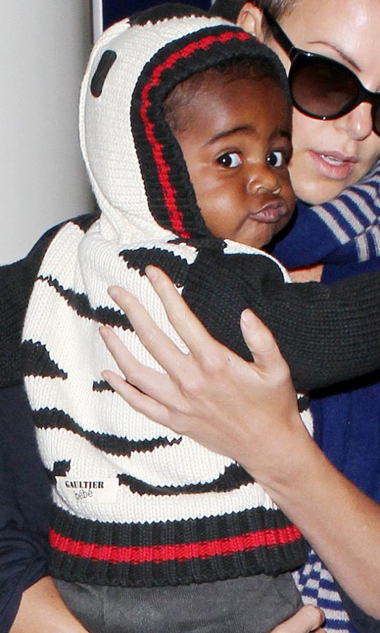 Jackson Theron: Charlize Theron's Adopted Tot Blows Us A Kiss. Too Cute, 2013