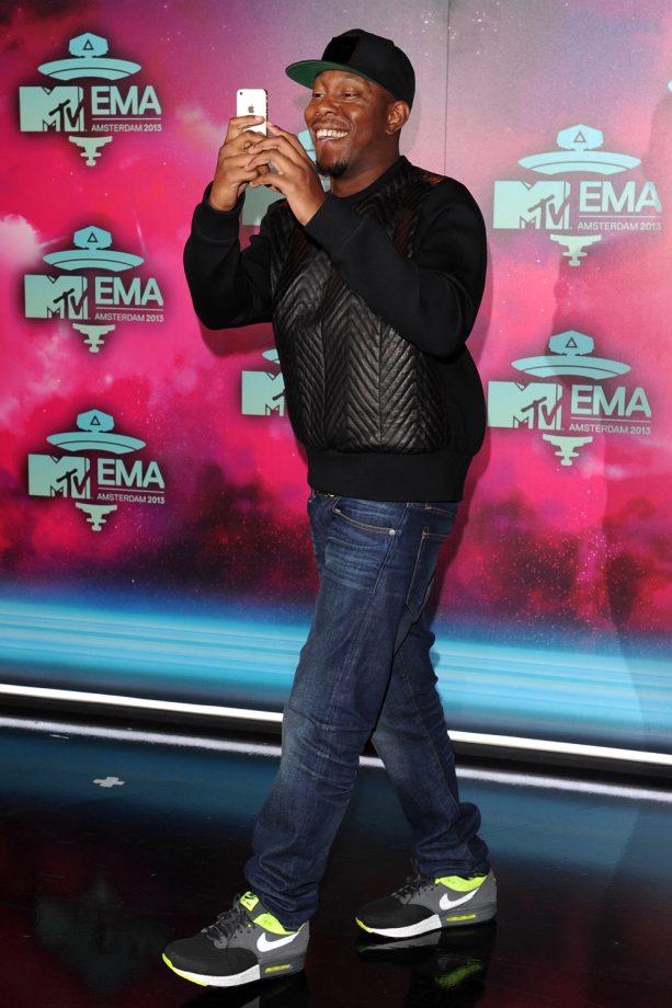 Dizzee Rascal Takes Pictures Of The Paps At The 20th MTV Europe Music Awards In Amsterdam, 2013