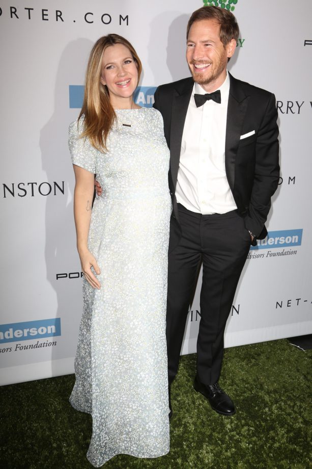 Drew Barrymore And Will Kopelman Smile In Monochrome At The Baby2Baby Gala in LA, November 2013