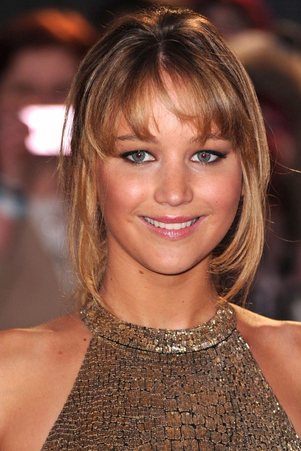 Jennifer Lawrence Experiments With A Full Fringe, 2012