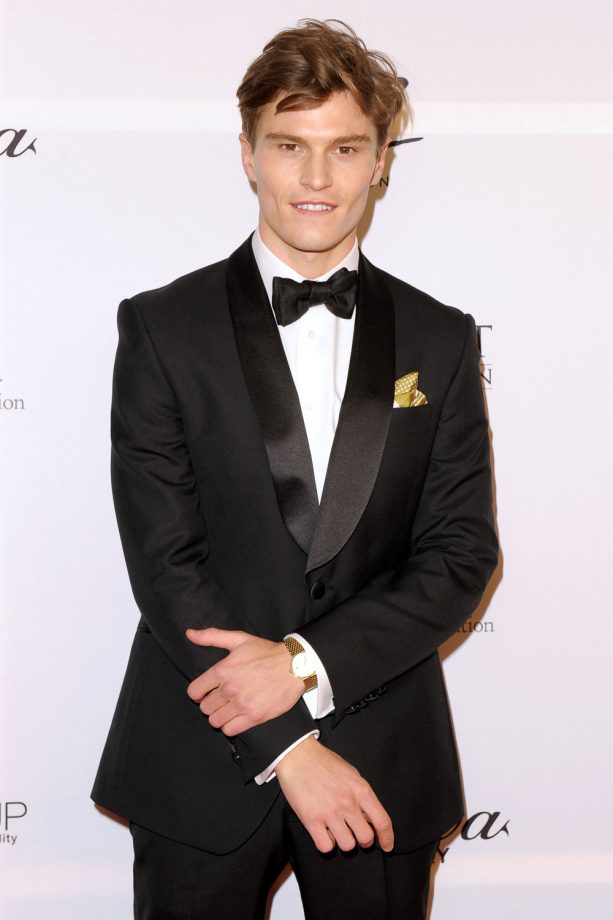 Oliver Cheshire Rocks A Bow-Tie At The Global Gift Gala In London, 2013