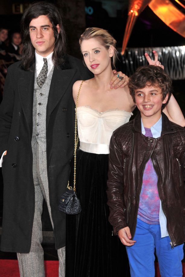 Tom Cohen And Peaches Geldof Snuggle Up At The Hunger Games Premiere In London, 2013