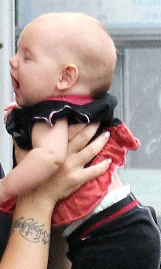 Willow Hart: Pink's Baby Girl Plays Peek-A-Boo With Mummy, 2011
