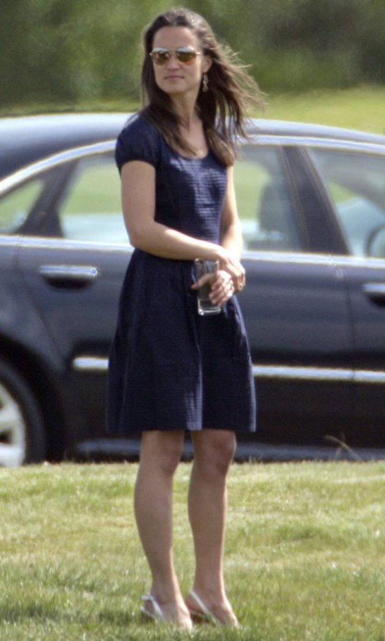 Pippa Middleton Chooses A Navy Dress By Issa For The Audi Polo Challenge In Ascot, 2009