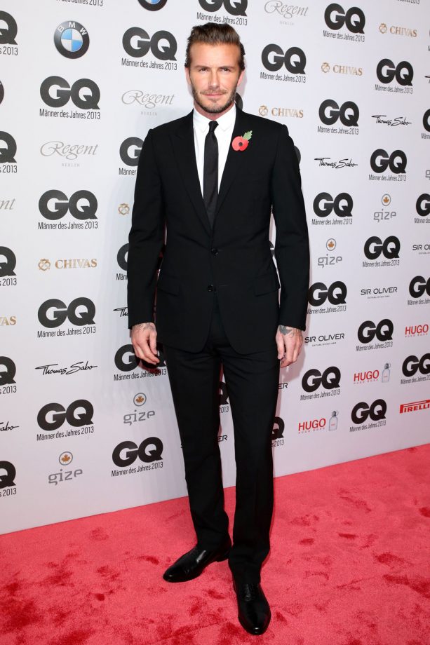 David Beckham Looks Sauve, Even Down To His Cute Poppy