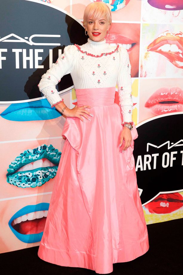 Lily Allen Grabs Everyone's Attention In This Chanel Jumper And Pink Silk Skirt At A Mac Event In Munich, 2015