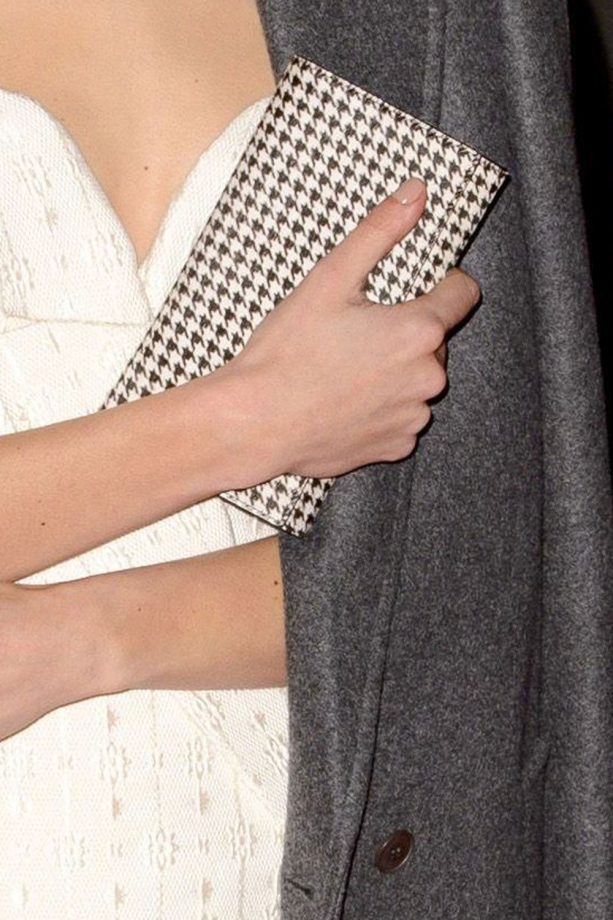 Alexa Chung's Dogtooth Clutch At The British Fashion Awards, 2013