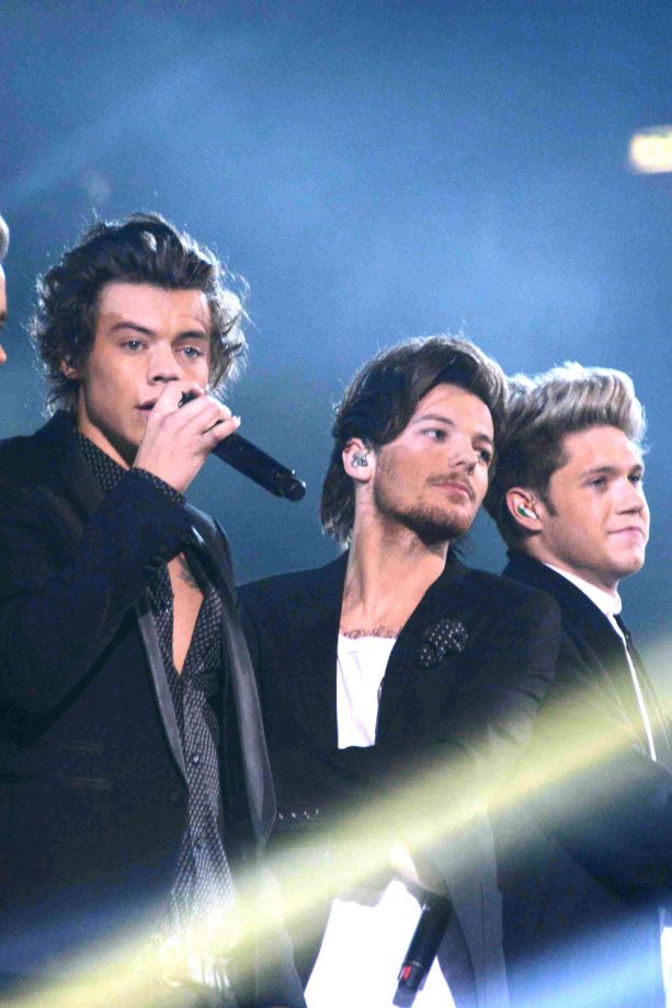 One Direction Perform On The 'X-Factor' In Milan