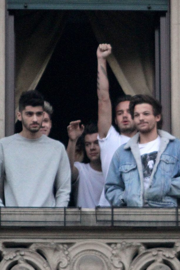 Liam Payne And The Rest Of One Direction Wave To Fans In Milan