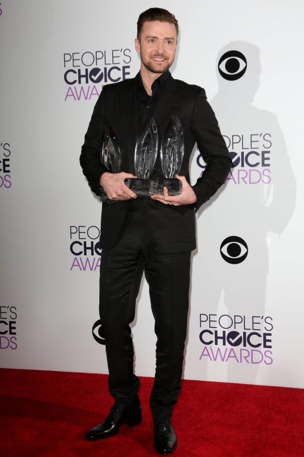 Justin Timberlake Looking Dapper At The People's Choice Awards