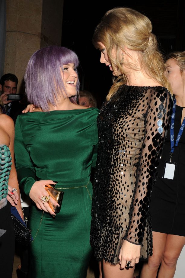Kelly Osbourne And Taylor Swift At The Clive Davis And Recording Academy Pre Grammy Gala