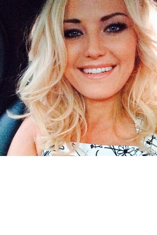 Malin Akerman On The Way To The Awards