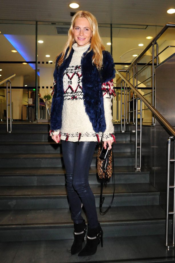 Poppy Delevingne Wraps Up In A Furry Gilet, 2013