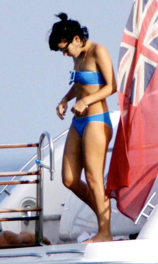 Lily Allen In A Bikini On Holiday In St Tropez, 2009