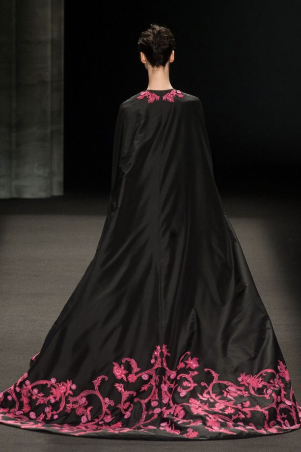 Monique Lhuillier Autumn/Winter 2014 Show At New York Fashion Week