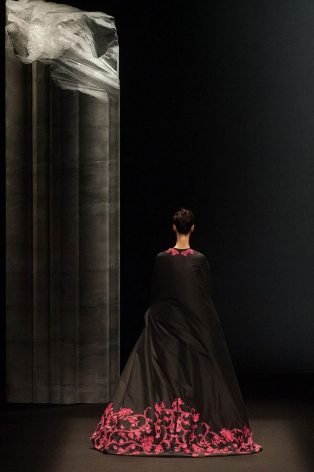 Monique Lhuillier Autumn/Winter 2014 Show At New York Fashion Week