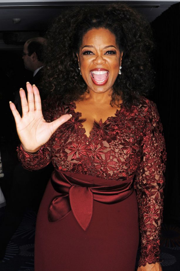 Oprah Winfrey Gets Excited Inside The Selfie Booth