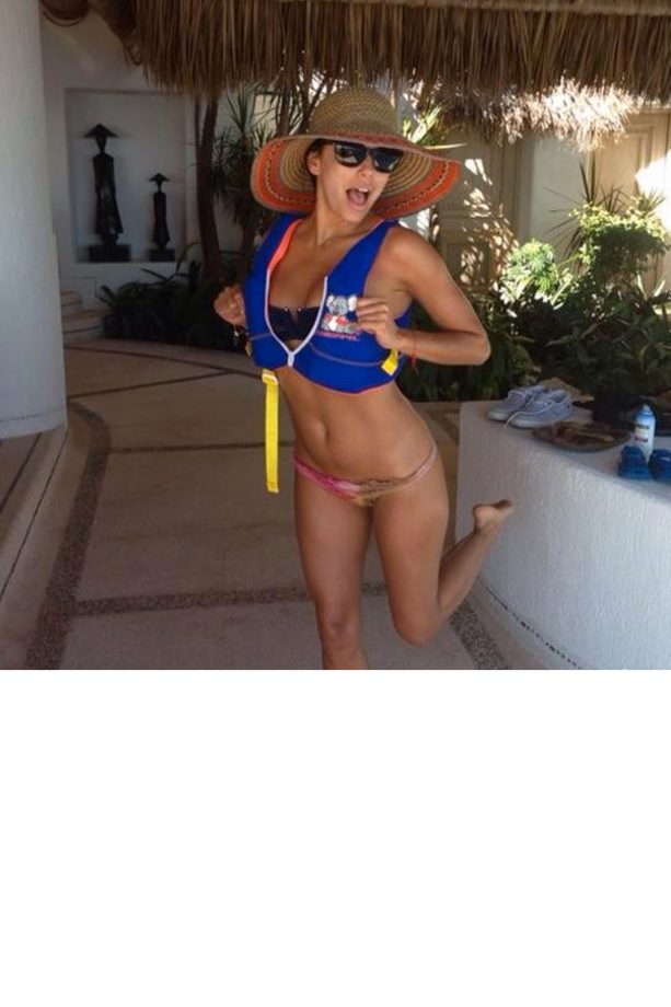 Eva Longoria Gets Into Practise As A Life Guard, 2013