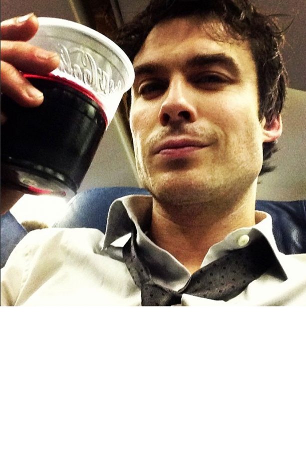 Ian Somerhalder Relaxes After The Critics' Choice Awards, 2014