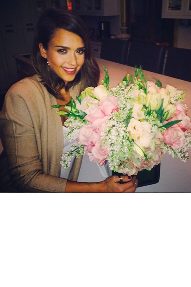 Jessica Alba's Valentine's Day Comes Early, 2014