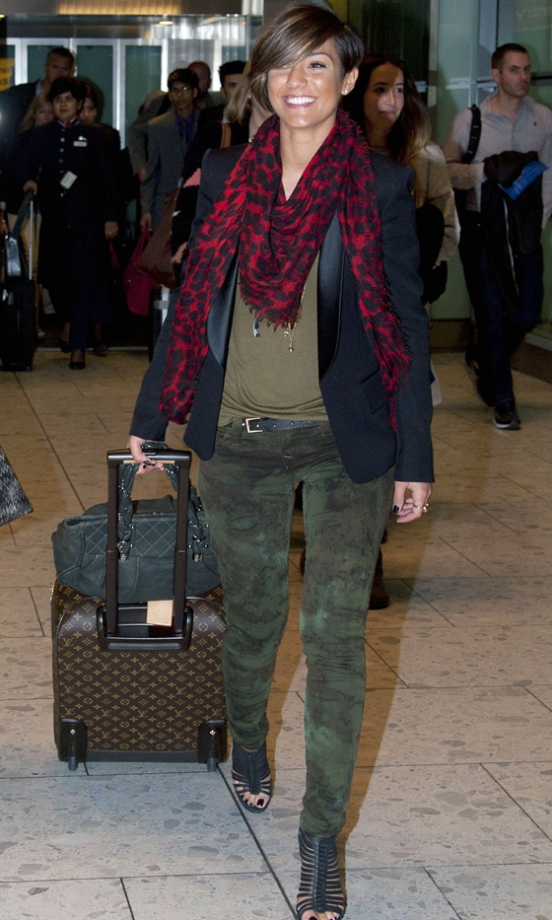 Frankie Sandford's Trusty Leopard Print Scarf Transforms Any Outfit, 2012