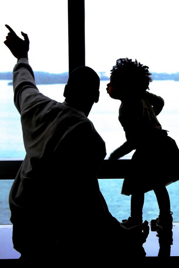Jay-Z And Blue Ivy Watch The Skies Together, 2014