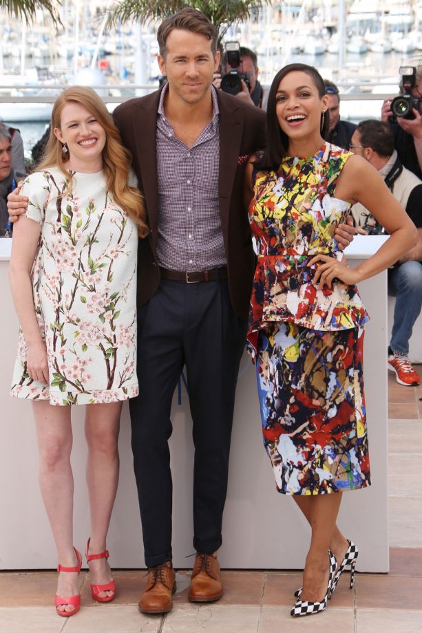 Mireille Enos, Ryan Reynolds And Rosario Dawson At The 'Captives' Photocall At Cannes Film Festival, 2014